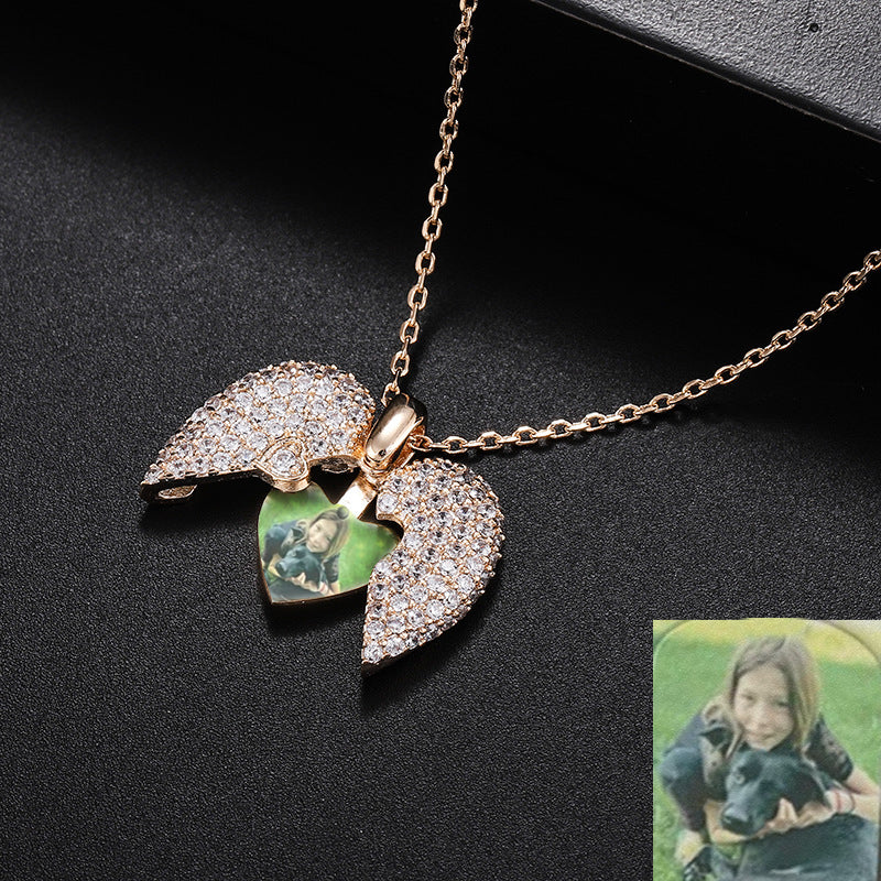 PERSONALIZD: Herzanhänger an Halskette mit personalisiertem Foto